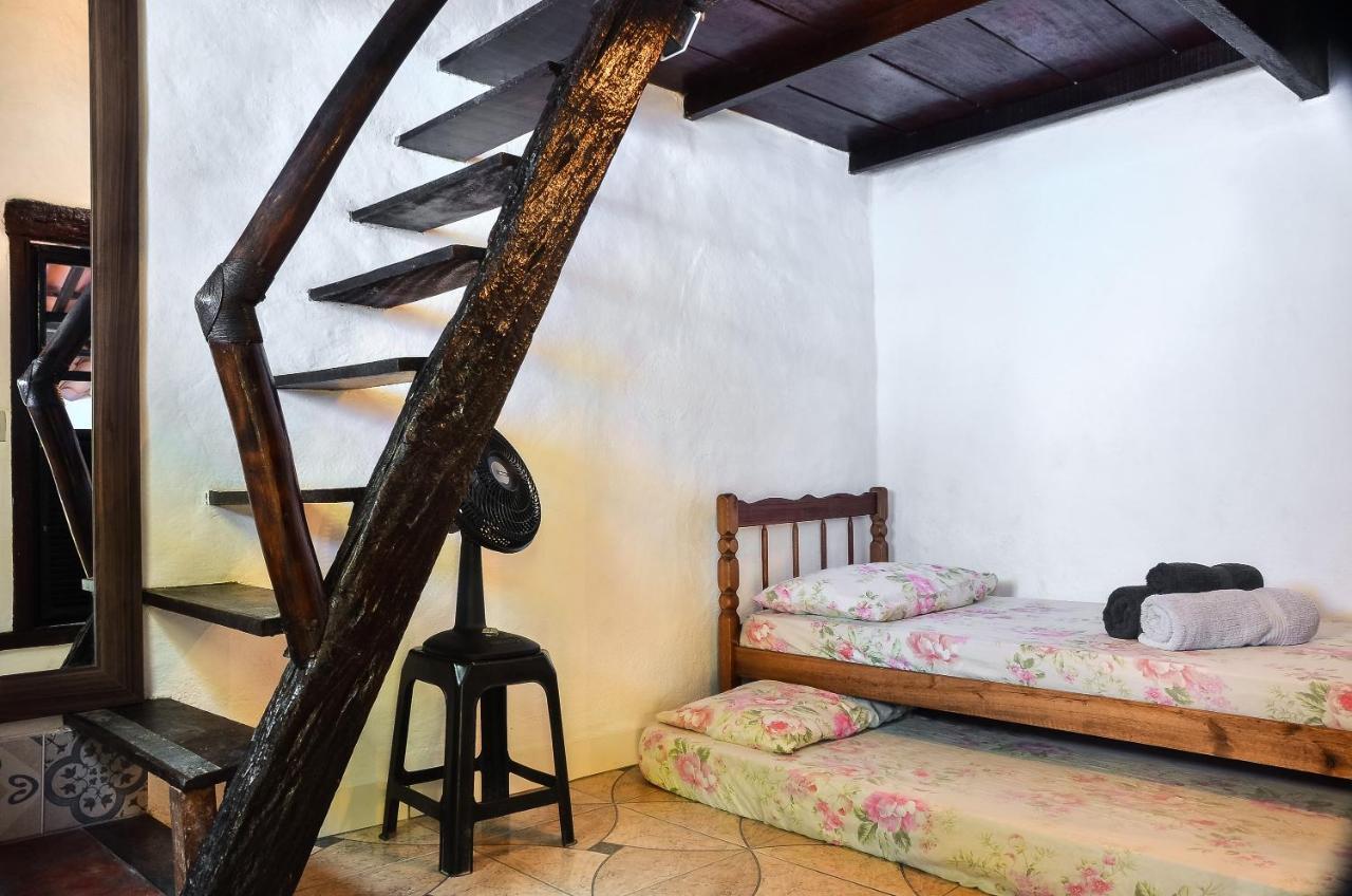 Ready Camp E Suites Da Cachoeira Abraão Exteriör bild